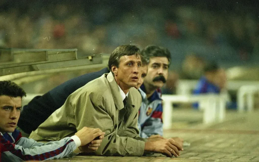 Johan Cruyff pelatih Barcelona Dream Team