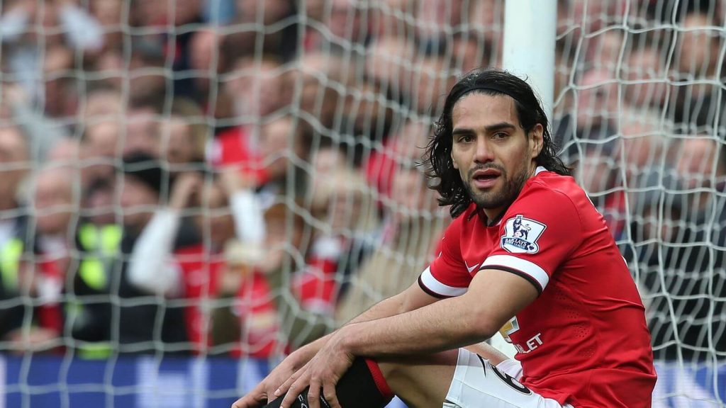 performa mengecewakan falcao bersama manchester united